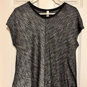 Lululemon hi-lo top